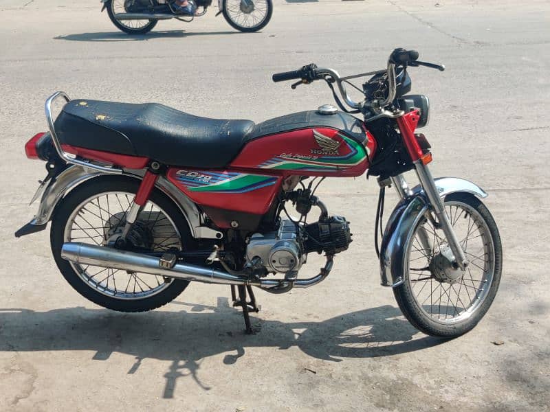 Honda cd70 4