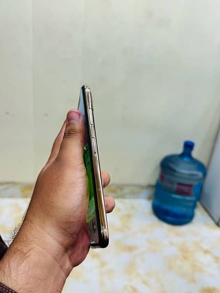 I phone xs max 256GB 1