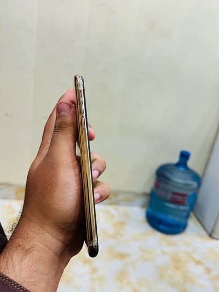 I phone xs max 256GB 3