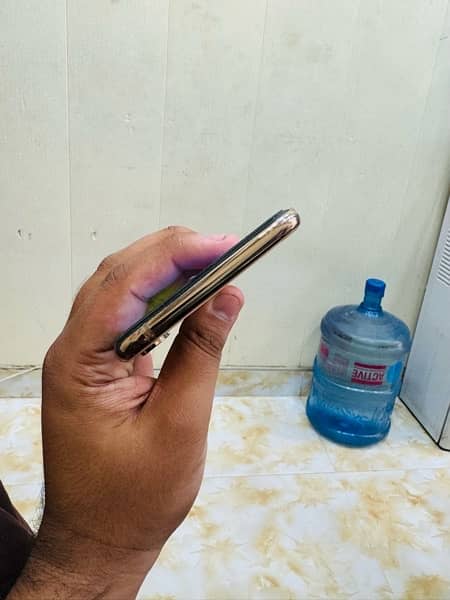 I phone xs max 256GB 4