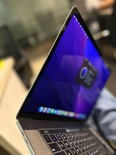 Apple macbook pro i7 2016 6