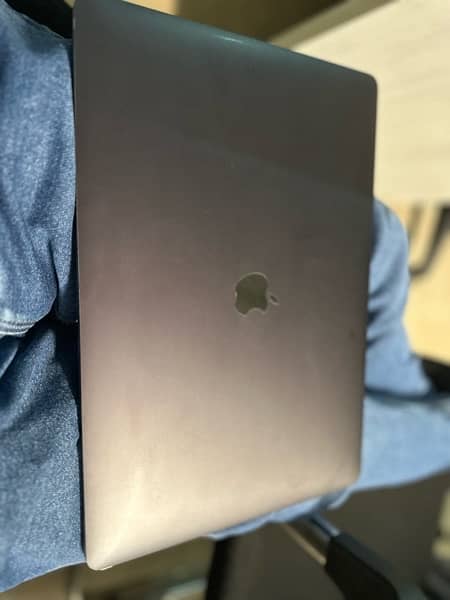 Apple macbook pro i7 2016 7