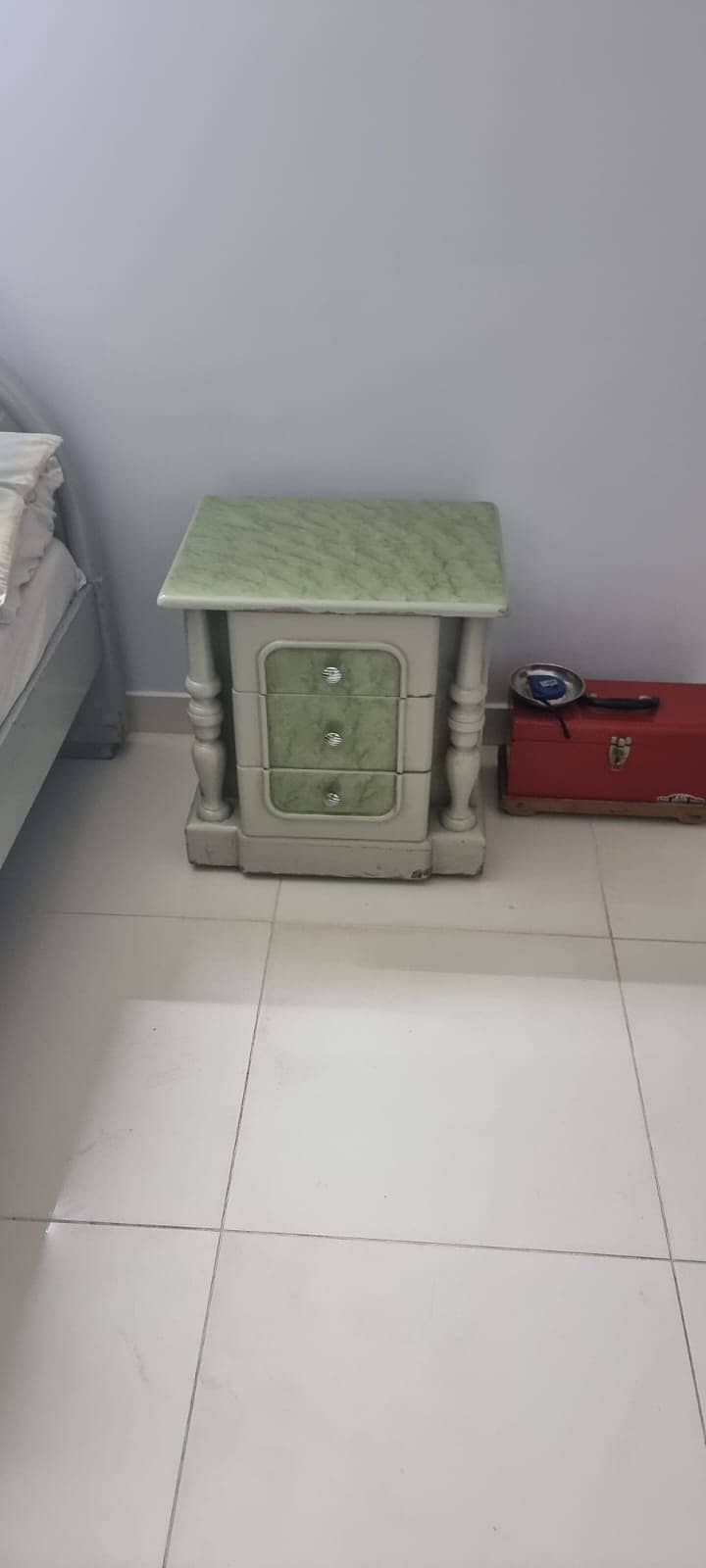 SHEESHAM BED FOR SALE & SIDE TABLE (WITHOUT MATTRESS) 7