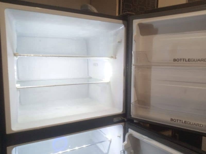 Heir digital inverter fridge HRF 438 IF model 7