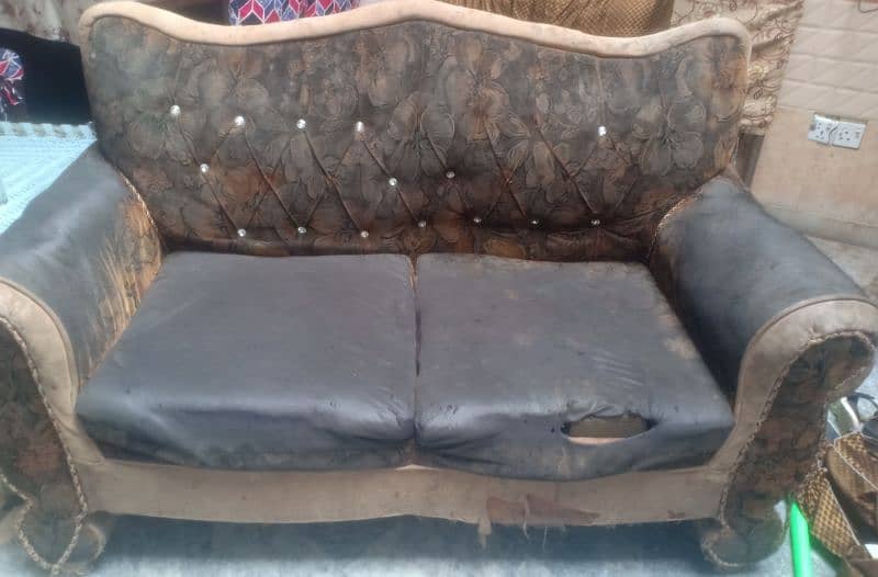 Sofa set ( 1 ,2 , 3 seater) complete with cover ( sharrd) for sale 2