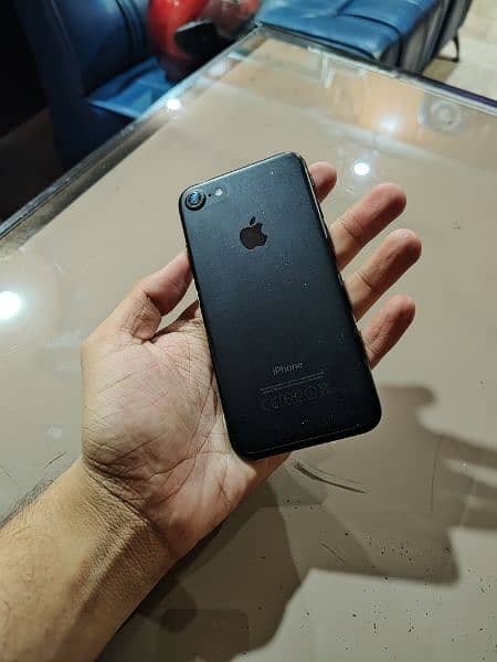 iPhone 7 128GB PTA Approved 0