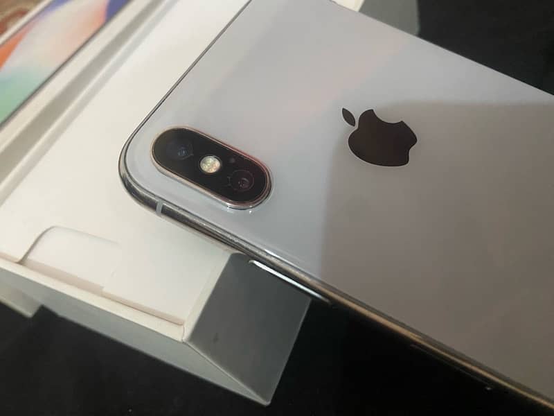 iPhone X pta approved 64GB 7