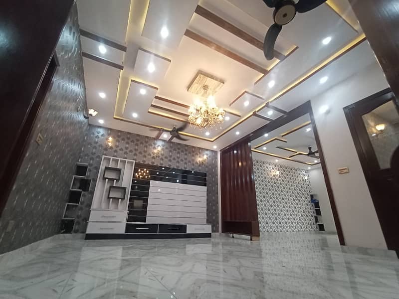 10 MARLA UPPER PORTION FOR RENT NEAR IN PARK VIEW CITY NEAR TO THOKER NIAZ BAIG 2