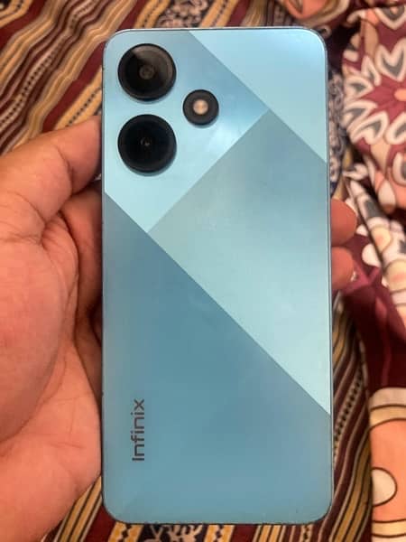 infinix Hot30i 6