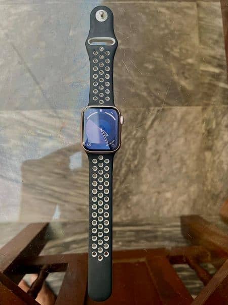 Apple watch series 9 - Aluminum - 41mm - GPS 1