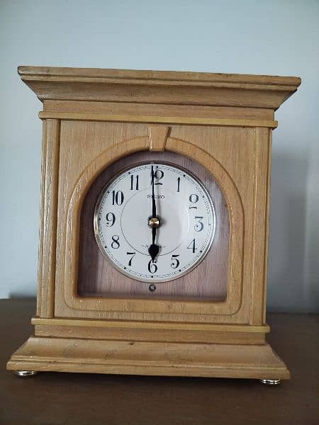 Table clock Seiko original AVAILABLE 0