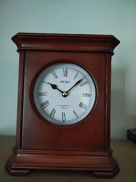 Table clock Seiko original AVAILABLE 5