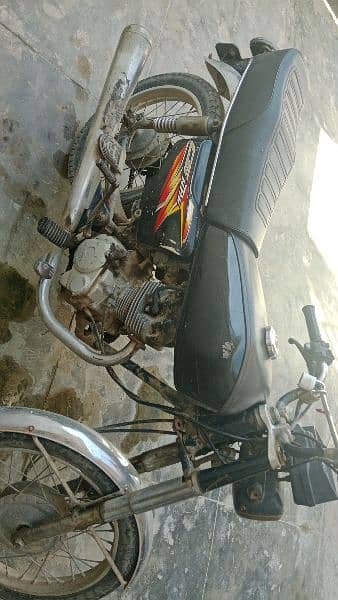 Honda 125 2007 black 1