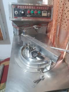 Broast Machine (Prssure Fryer)