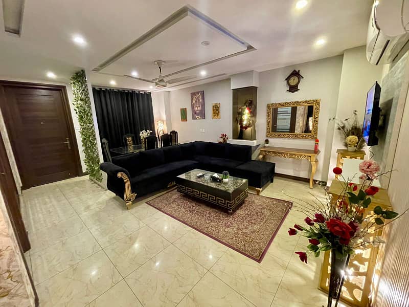 10 Marla Spanish house for sale in dha phase 8 ex parkview 20