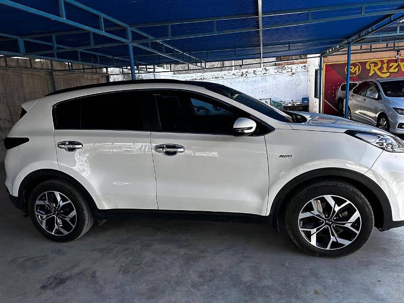 KIA Sportage 2021 1