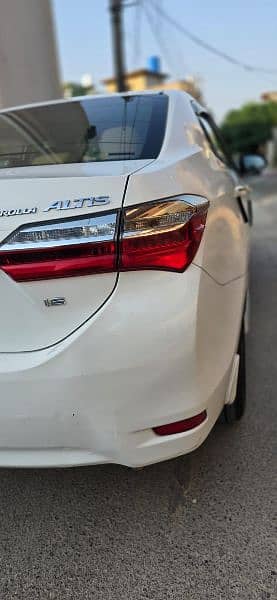 Toyota Corolla Altis 2019 4