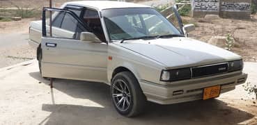 Nissan Sunny 1987