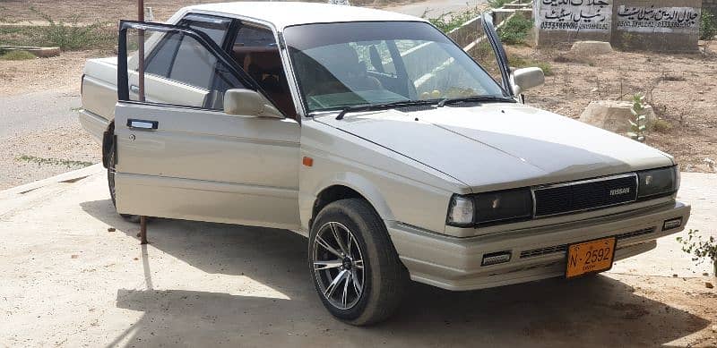 Nissan Sunny 1987 0