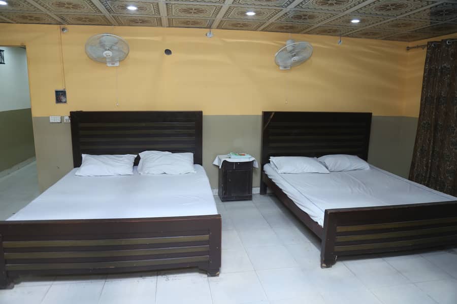 Ideal Rooms Available For Rent at Iqbal town 5