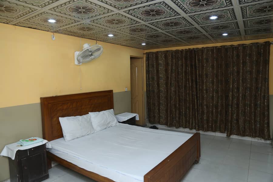 Ideal Rooms Available For Rent at Iqbal town 6