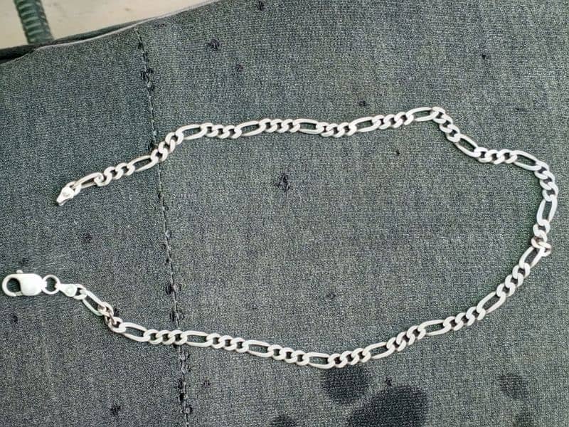 urgent sale chandi ke chain 925 Italy orignal 1