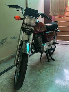 Honda 125 (lush condition)