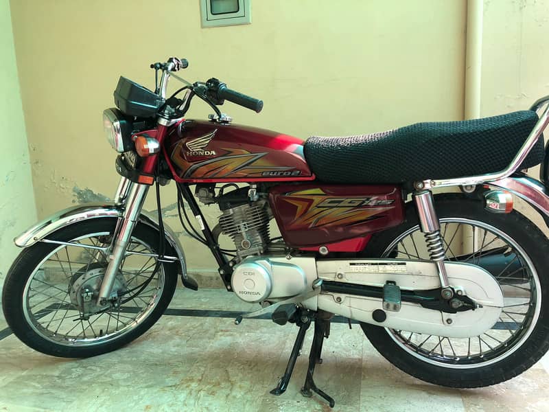 Honda 125 (lush condition) 4