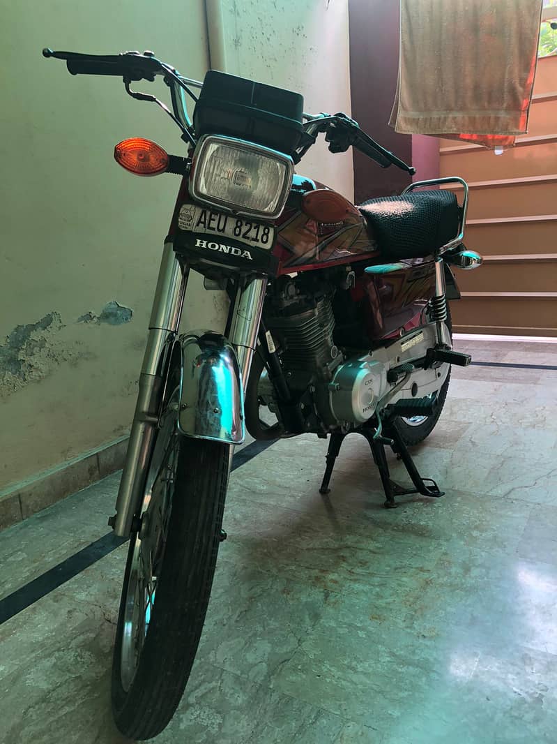 Honda 125 (lush condition) 5