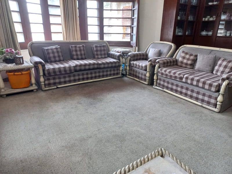 3-2-1 sofa set with 1 centre table and 2 side tables 2