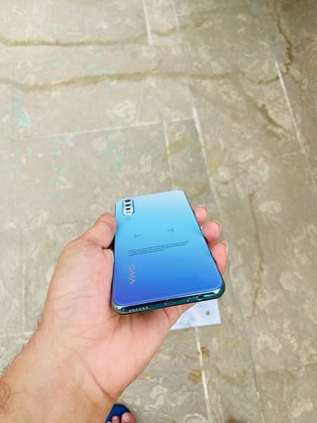 vivo s1 (8/256) 5