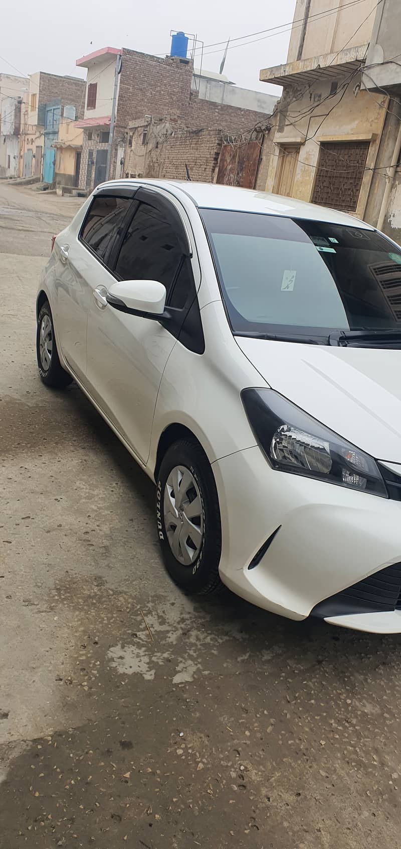 Toyota Vitz 2015 1