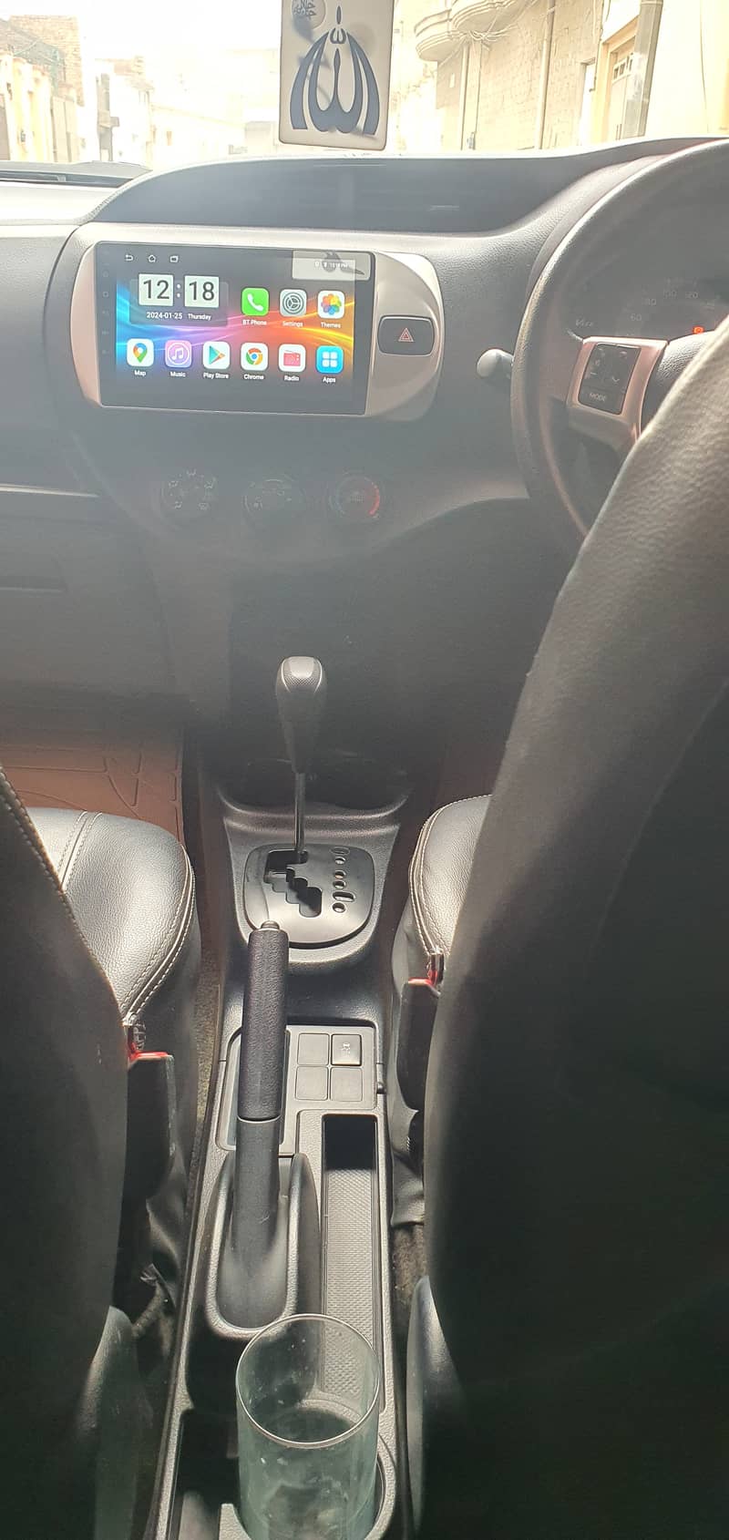 Toyota Vitz 2015 4