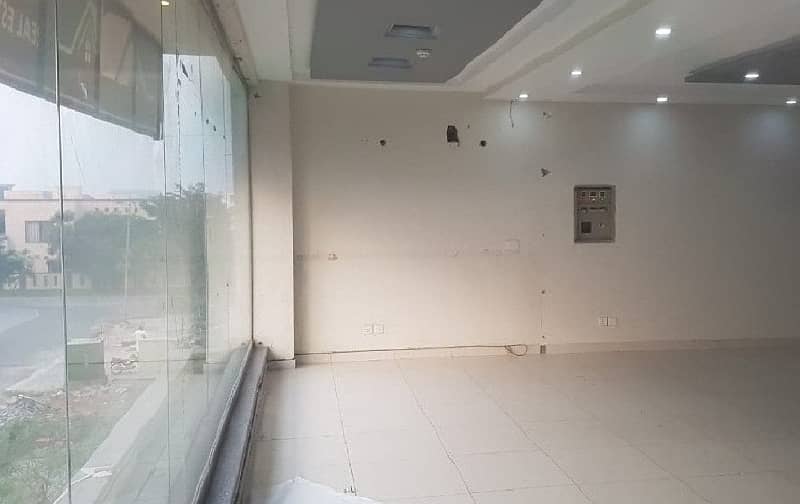 4 Marla 1st Floor Office For Rent In DHA Phase 6,Block L, Reasonable Price And Suitable Location for Marketing Work Pakistan Punjab Lahore. 5