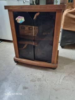 tv cabinet / trolly