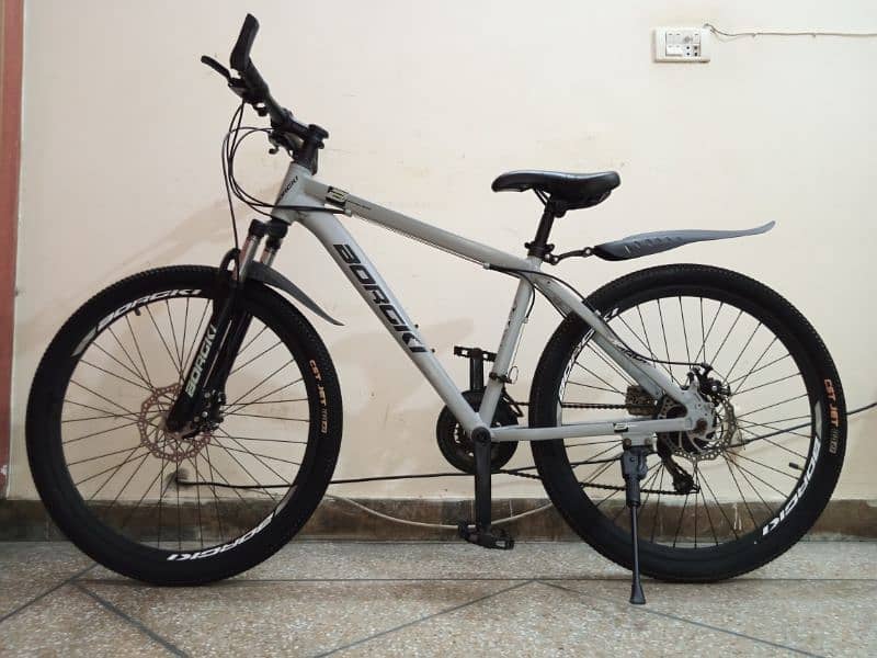 26 INCH IMPORTED GEAR CYCLE 1 MONTH USED URGENT SALE 03265153155 1