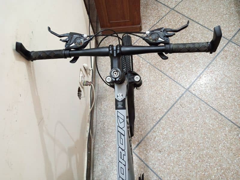 26 INCH IMPORTED GEAR CYCLE 1 MONTH USED URGENT SALE 03265153155 12