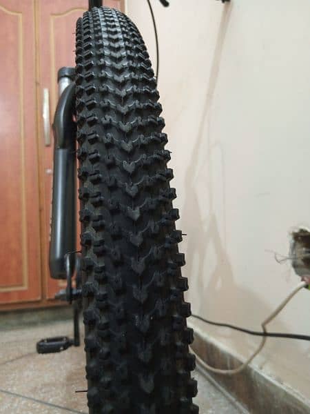 26 INCH IMPORTED GEAR CYCLE 1 MONTH USED URGENT SALE 03265153155 14