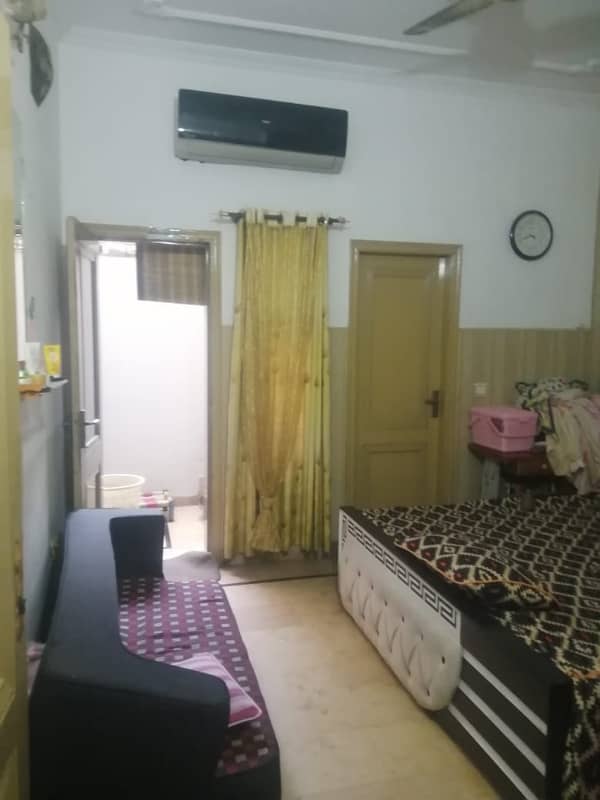 5 marla 2ble unit house for sale in Johar town near punjab collage 13