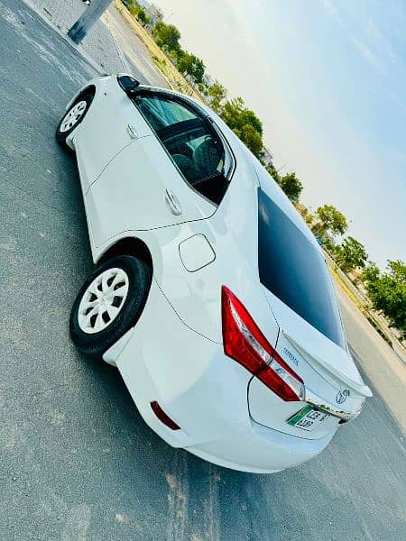 Toyota Corolla GLI 2016 ginian look like a good condition. 9