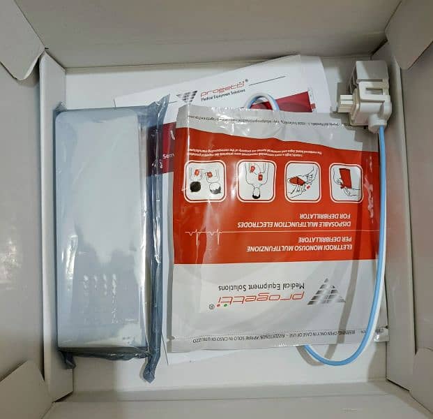 Progetti Rescue SAM 4.0 Automated External Defibrillator 2