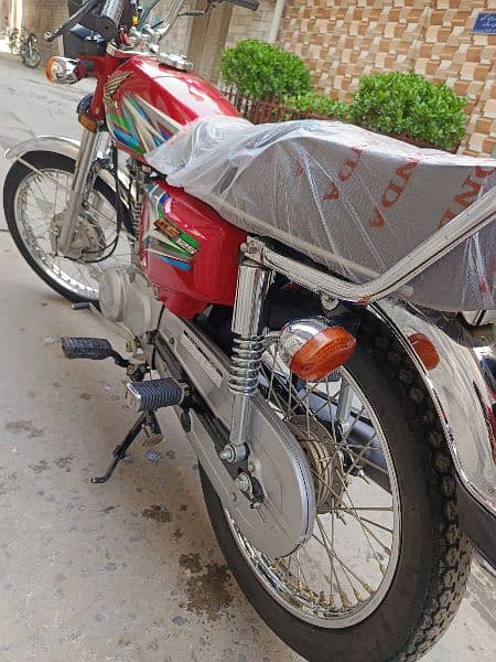 honda 125 model 2023 8