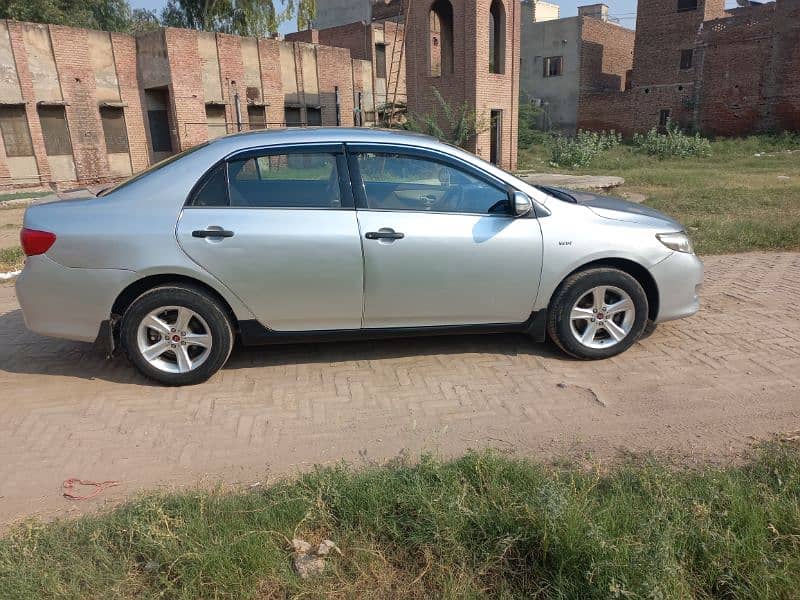 Toyota Corolla XLI 2010/2011 14