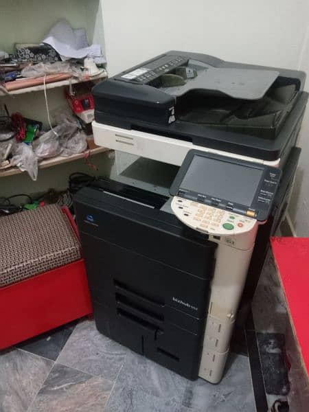 Bizhub 552 Photocopy Machine 2