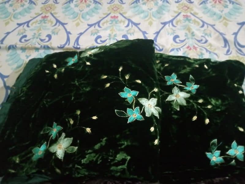 Rajai ke cover 4 piece for sale two colour velvet 1