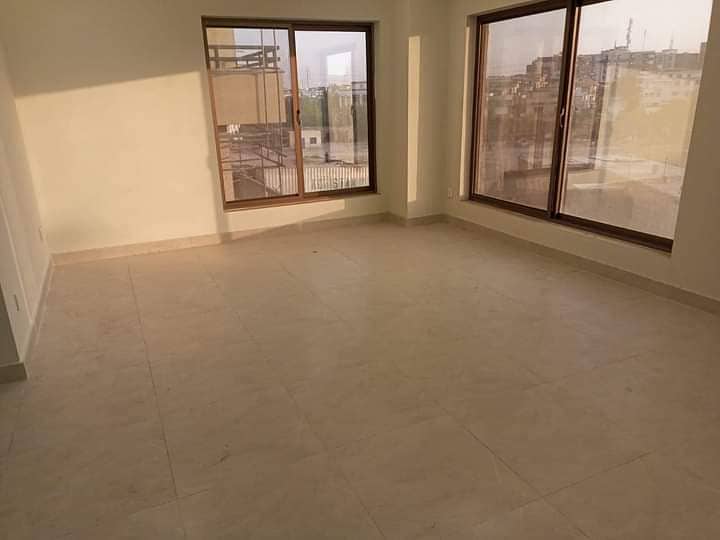 2 Bed Apartment for Rent in Zarkon Heights 2