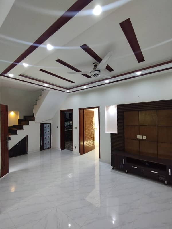 10 Marla brand New Upper portion for rent in Sector c & B Bahria town Lahore 5