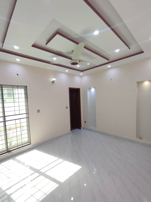 10 Marla brand New Upper portion for rent in Sector c & B Bahria town Lahore 6