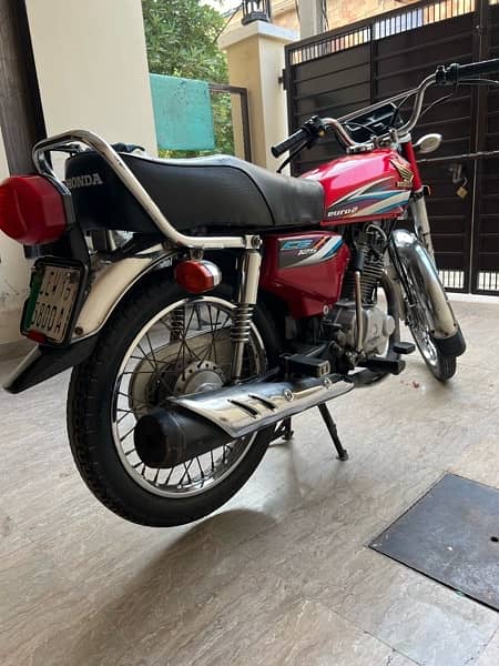 Honda CG 125 2015 Brand new home used bike 1