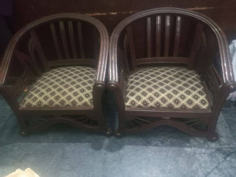 sofa set for urgent sale 1